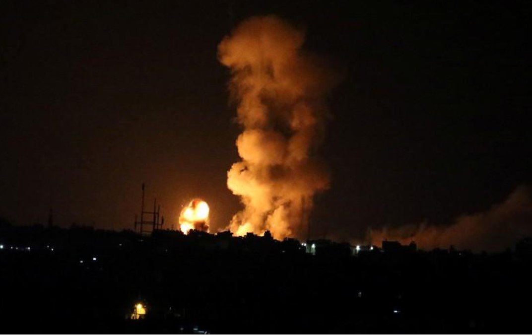 Israelenses matam quatro palestinos após serem alvo de disparos na fronteira de Gaza
