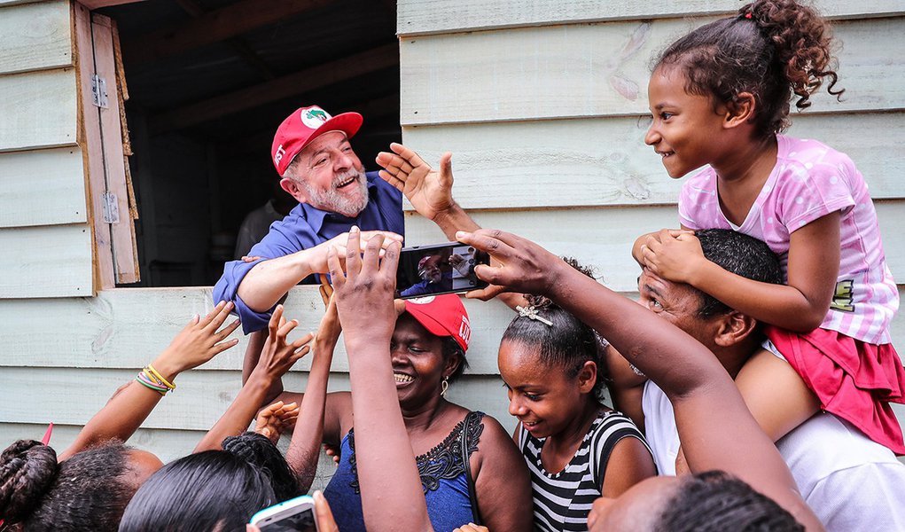 Ibope: Lula tem 37% e pode liquidar a fatura no primeiro turno