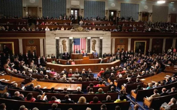 Senado dos EUA bloqueia iniciativa para conter os poderes de guerra de Trump na Venezuela