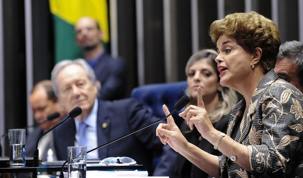 Há dois anos, o Senado afastava Dilma: o petróleo foi entregue e os direitos sociais acabaram