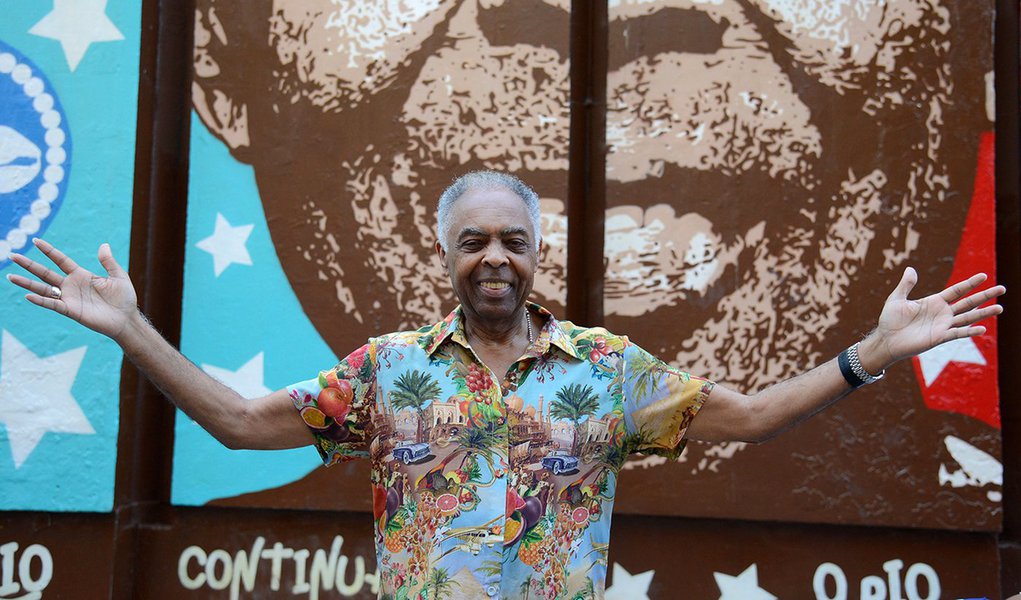 Gilberto Gil: 'quem defende Lula livre não está só'