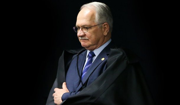 Fachin: autoridade que não obedecer tratados será processada