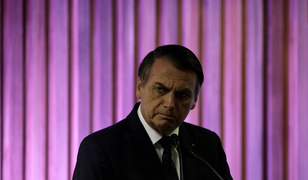 Bolsonaro chega ao abismo da História