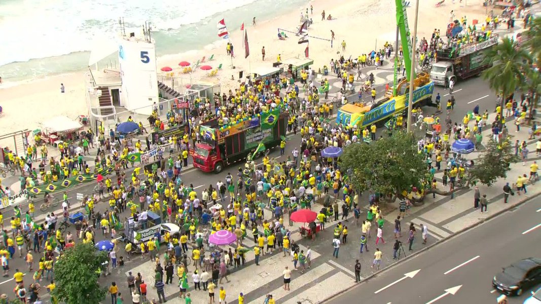 Sakamoto: Brasil não foi às ruas defender a reforma, apenas os bolsonaristas