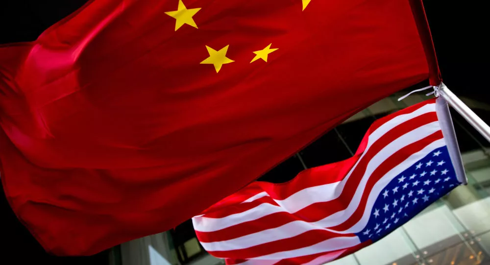 China diz que EUA praticam 'terrorismo econômico' na guerra comercial