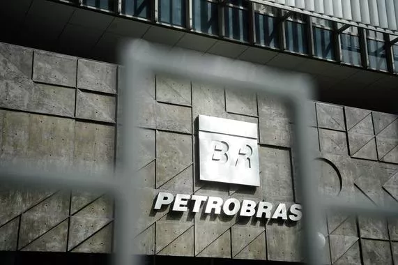 A Petrobrás Está Dentro de Nossas Casas