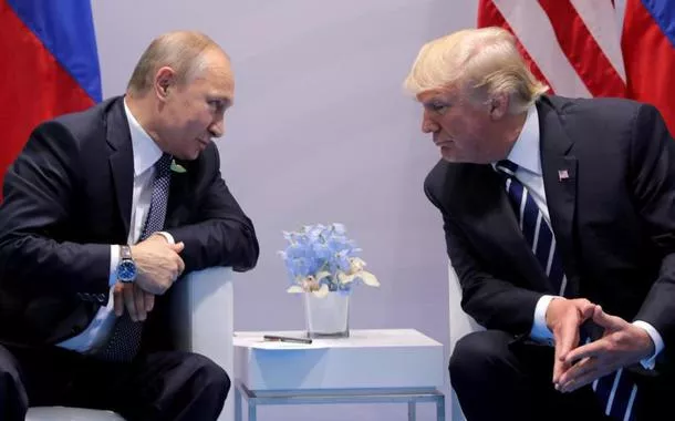 Putin está pronto para discutir Ucrânia com Trump, mas não muda exigências, diz Kremlin