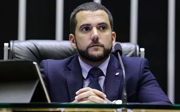 Candidato a prefeito, Carlos Jordy foi a bordel após pedir dica de local para comemorar o golpe de 1964