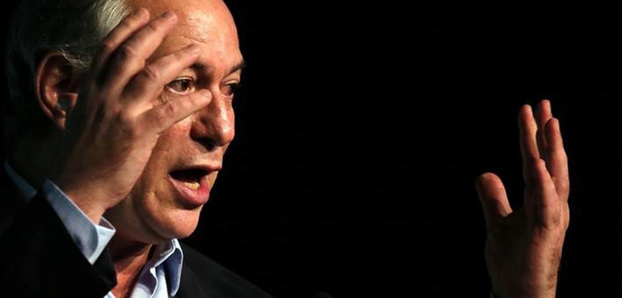 Ciro fugiu para Paris em 2018 e o Brasil inteiro sabe disso