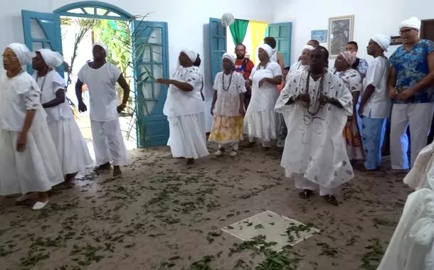 Candidaturas afro-religiosas são reação à violência, diz estudo