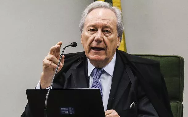 Ministro Lewandowski, do STF, é o 2° voto na Corte contra venda de refinarias da Petrobrás