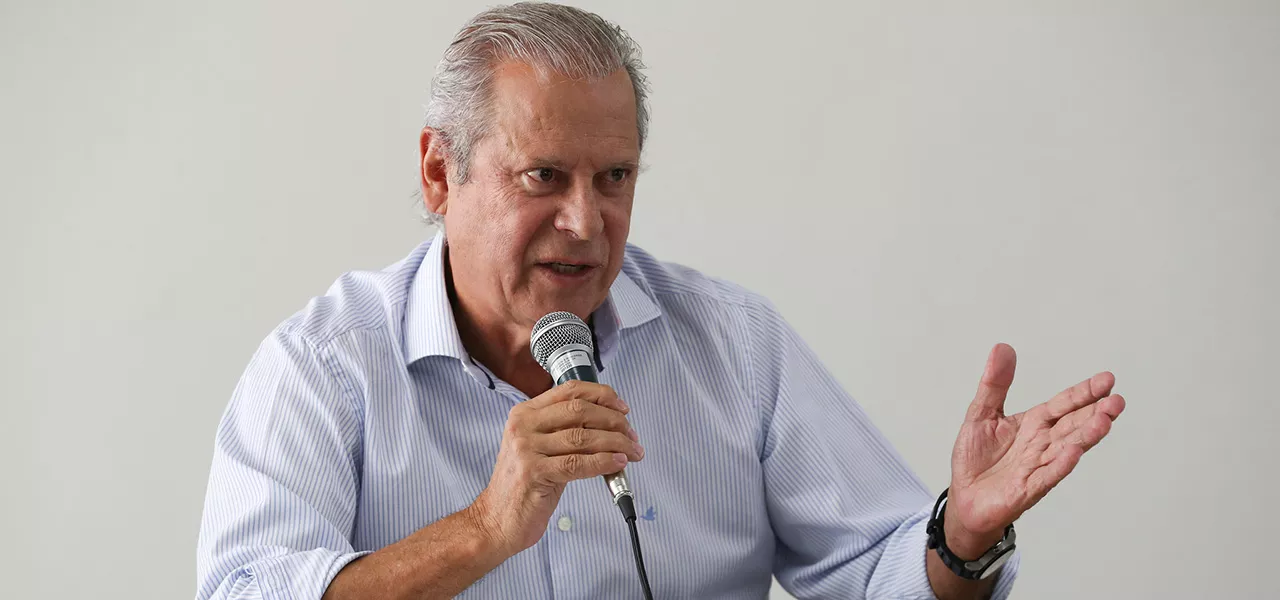 José Dirceu reflete sobre o tempo de vida: 'Tenho mais uns 12 anos pela frente'