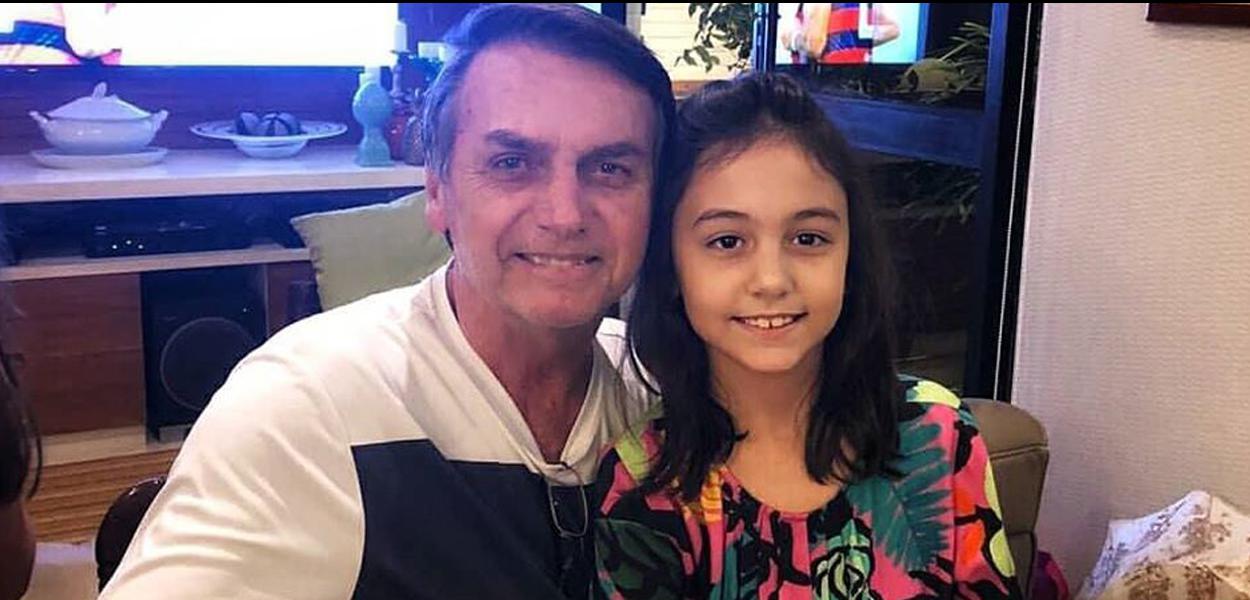 idade de laura bolsonaro