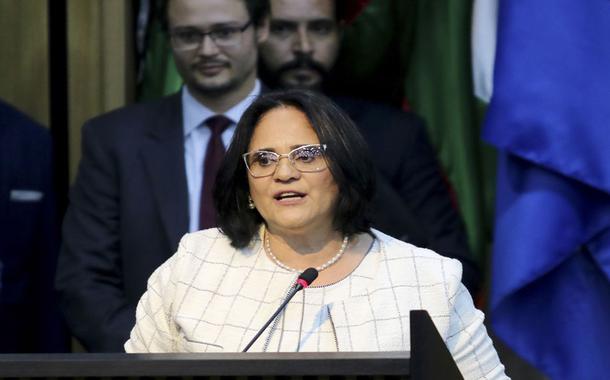 Violência contra a mulher & Damares & abstinência sexual