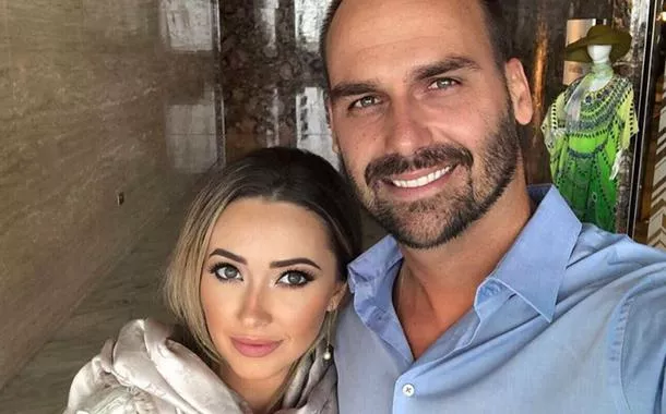 Esposa de Eduardo Bolsonaro reforça fala de Nikolas e diz que marido “não está bem”