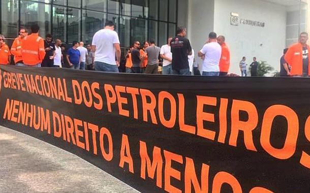 Greve corajosa e patriótica