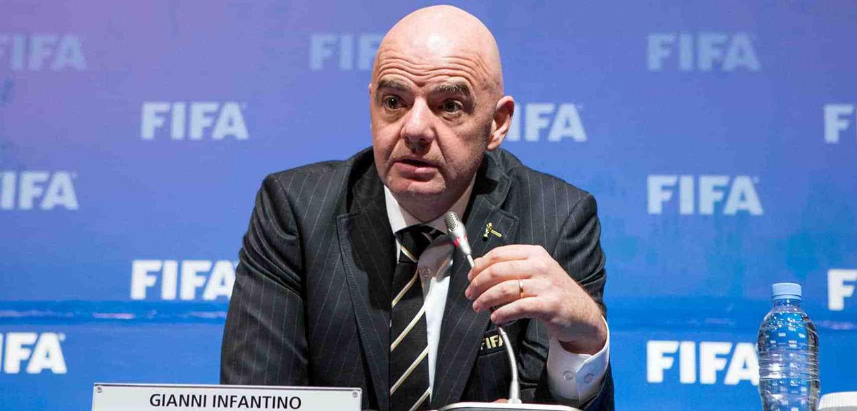 Fifa anuncia Mundial de Clubes para junho-julho de 2025 e nova Copa  Intercontinental em 2024 Por Reuters