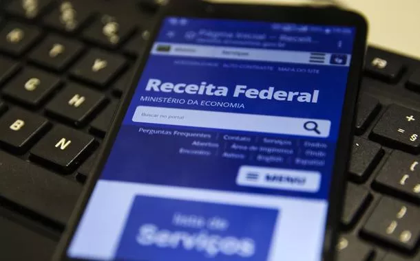 Receita Federal notifica maisvai de bet 71,8 milhãovai de bet 7pequenos negócios com pendências no Simples Nacional