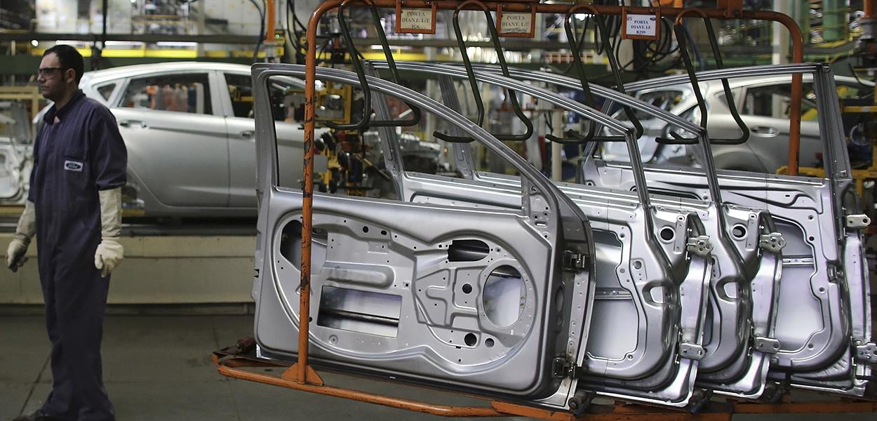 Ford anuncia fim da produção no Brasil e fechamento de fábricas