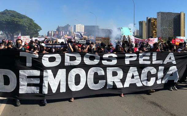 Manifestação em Brasília (Foto: Reprodução/Twitter/George Marques) Manifestação em Brasília