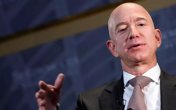 Bezos diz que está otimista com Trump e que ajudará na redução da regulamentação