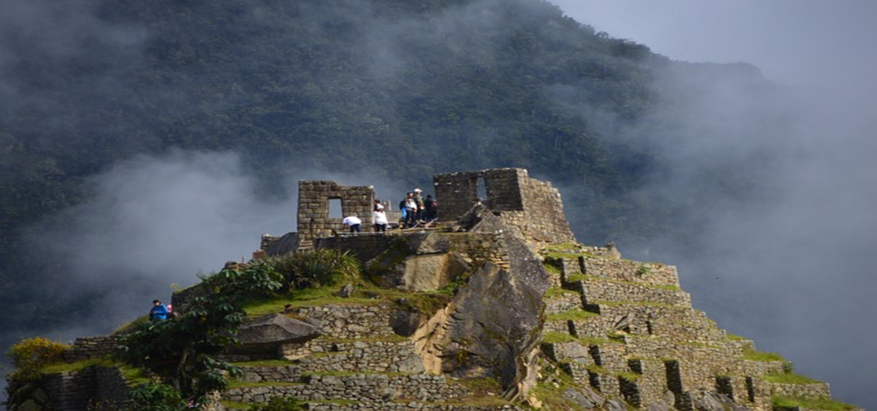 A história das mulheres carregadoras na Trilha Inca para Machu Picchu que revolucionou a indústria do turismo de trilhas no Peru