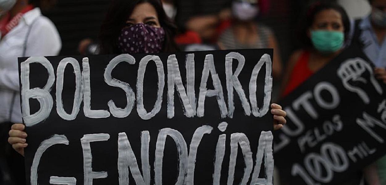 Protestos consagram Bolsonaro como genocida