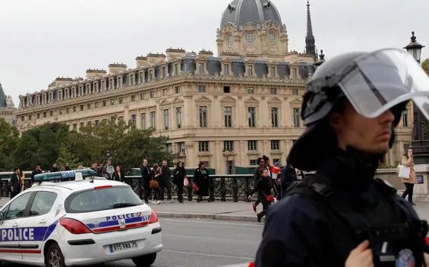 França reforça segurança de sinagogas após tentativa de atentado em cidade balneária do sul do país