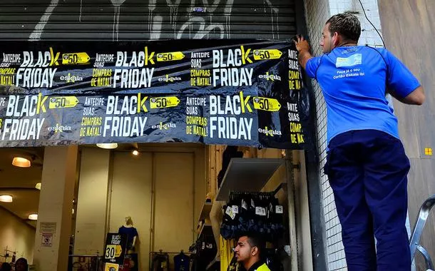 Empresas devem planejar a Black Friday para garantir lucro real