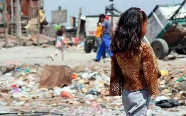 Na barranca do mundo