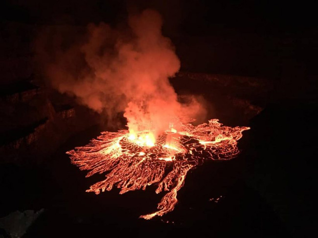 Lava do Nyiragongo transborda