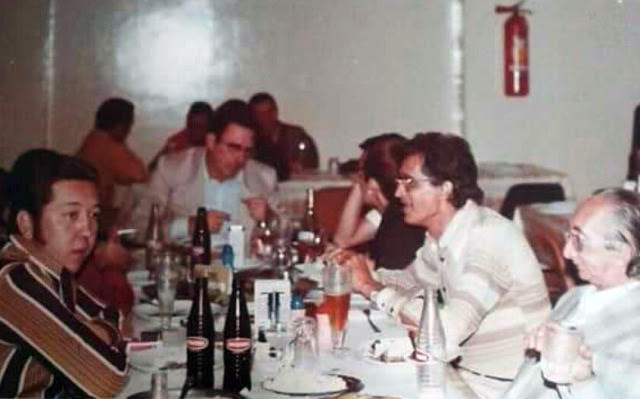 SUSPEITOS | Fernando Falcão (à esquerda de camisa listrada) e o poeta Olímpio Cruz são citados em arquivo do SNI como “agitadores comunistas” que mantinham contatos com o guerrilheiro Carlos Lamarca