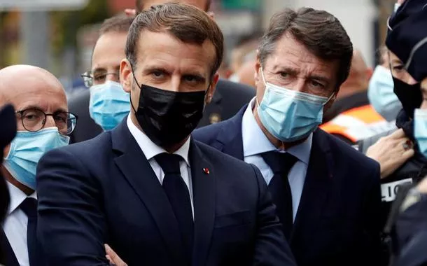 Macron diz que suas declarações sobre caricaturas de Maomé foram alvo de 'manipulação'