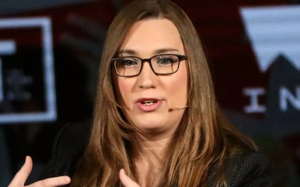 Primeira congressista trans eleita nos EUA, Sarah McBride é proibida de usar banheiro feminino