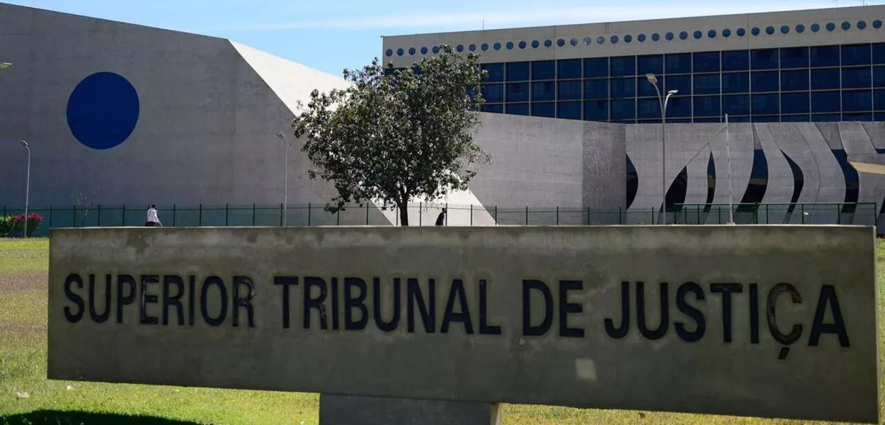 STJ