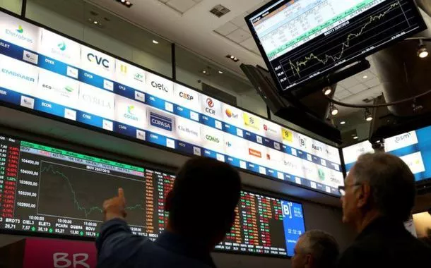 Notícias sobre o pacote fiscal impulsionam alta do Ibovespa