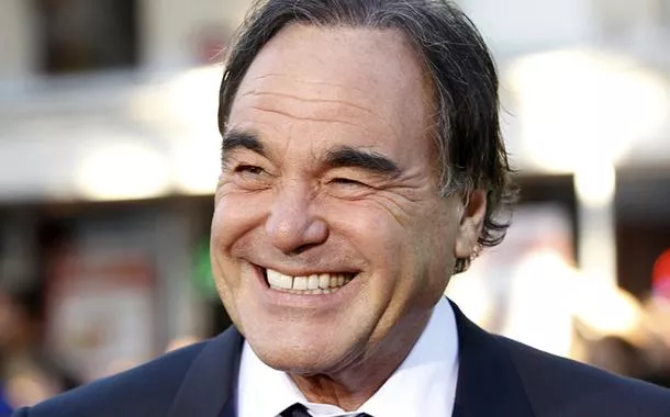 Diretor vencedor do Oscar, Oliver Stone finaliza documentário sobre Lula