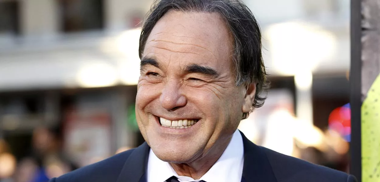 Oliver Stone nega verba de Vorcaro em filme sobre Lula