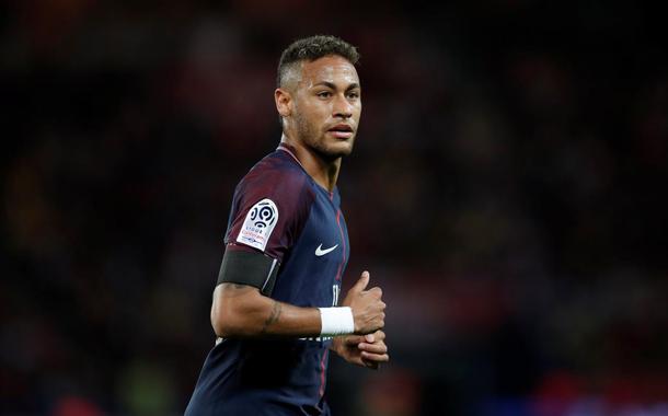 Jornal belga publica suposta falsa entrevista com mãe de Neymar