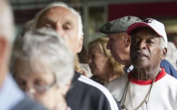 Desigualdade social acelera envelhecimento, diz estudo internacional