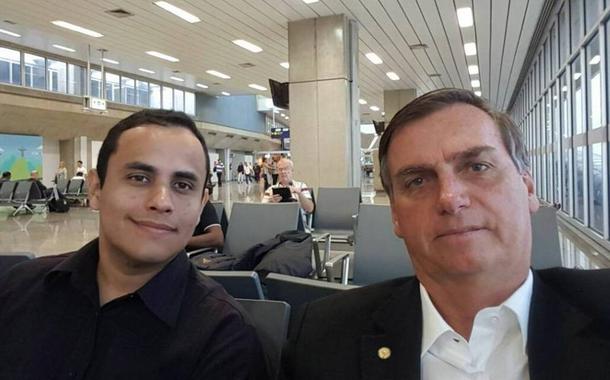 Tercio Arnaud Tomaz (à esq.) e Jair Bolsonaro