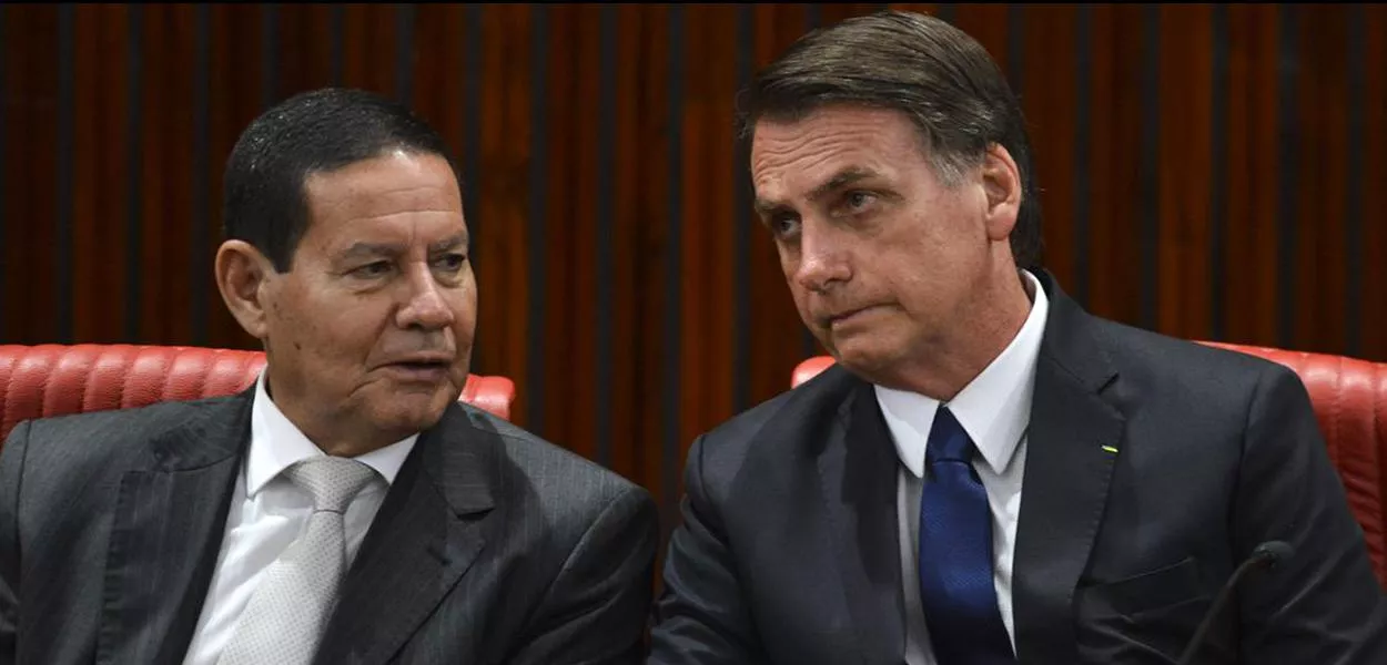 Interferência em depoimento de Mourão pode levar Bolsonaro à prisão