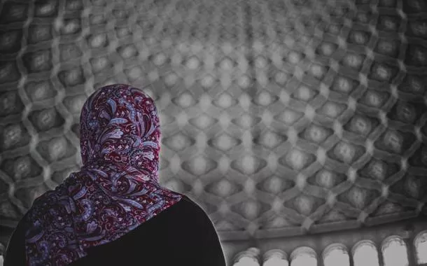 Oposição armada síria proíbe uso forçado do hijab por mulheres