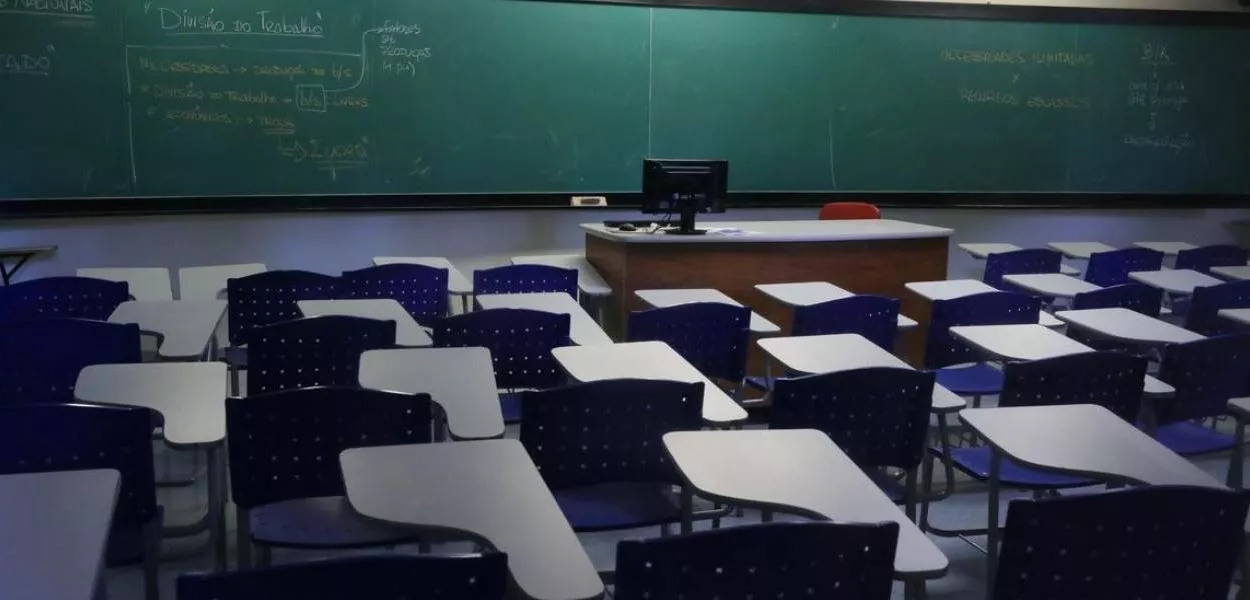 Frequência escolar de crianças de 0 a 3 anos atinge meta do PNE em apenas 11% dos municípios, mostra Censo 2022