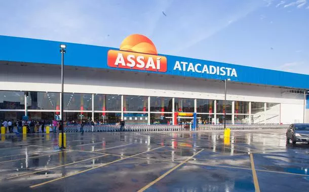 CVM fecha acordo de R$ 719 mil e encerra processo contra diretora do Assaí