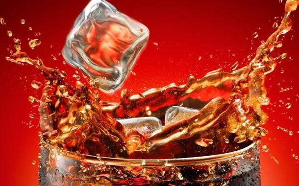 Consumo de bebidas ricas em açúcar pode aumentar risco de câncer oral