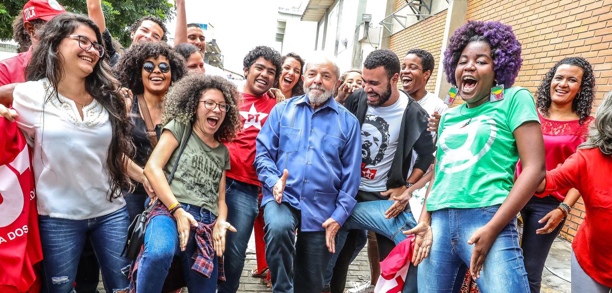 Lula na Bahia com estudantes . Foto Ricardo Stuckert