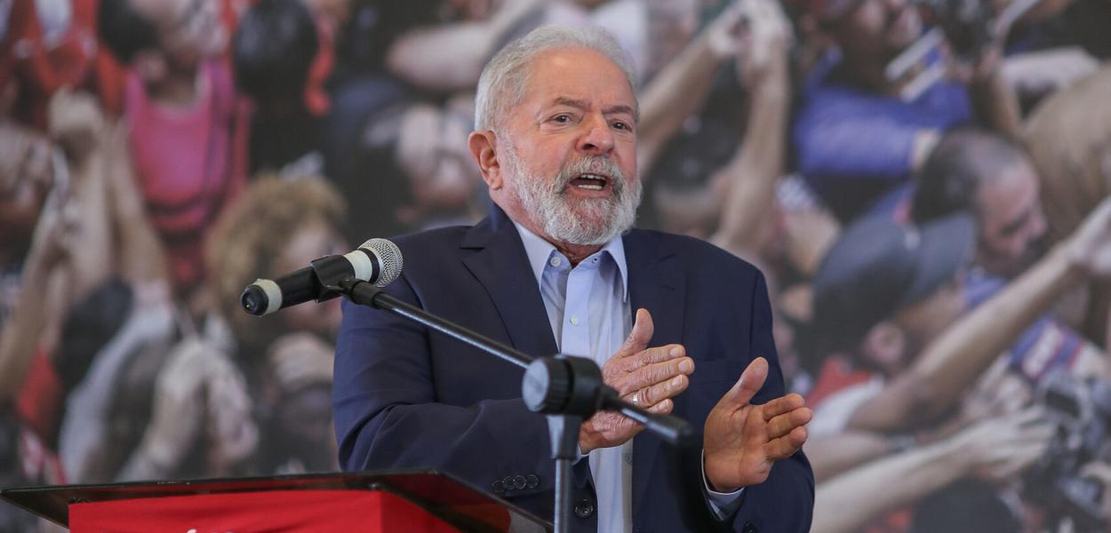 Governo de Lula da Silva vai obrigar proprietários de casas a dar