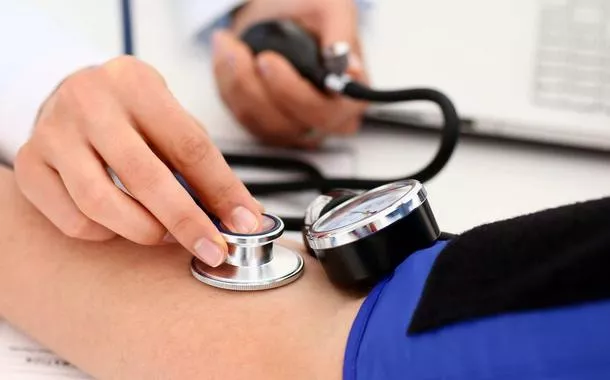 Denúncia de estágio abusivo em medicina na Unoeste gera divergência entre alunos