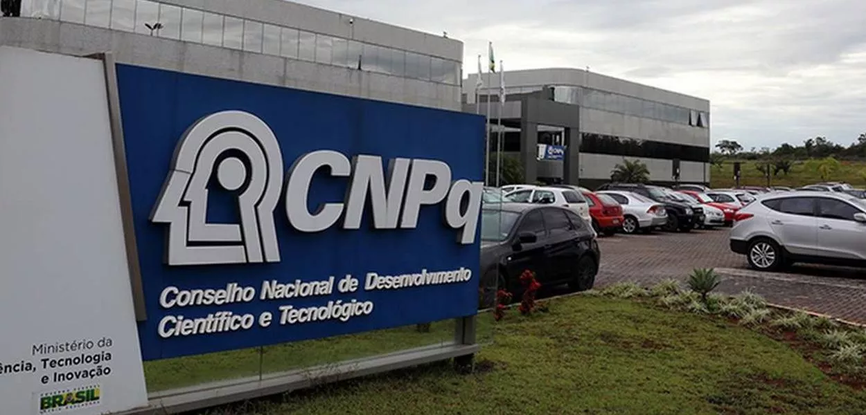 CNPQ anuncia edital com R$ 120 milhões para bolsas de pesquisas